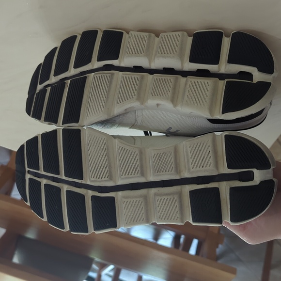 On Cloud X Running Shoes, Size 11 - Picture 5 of 7